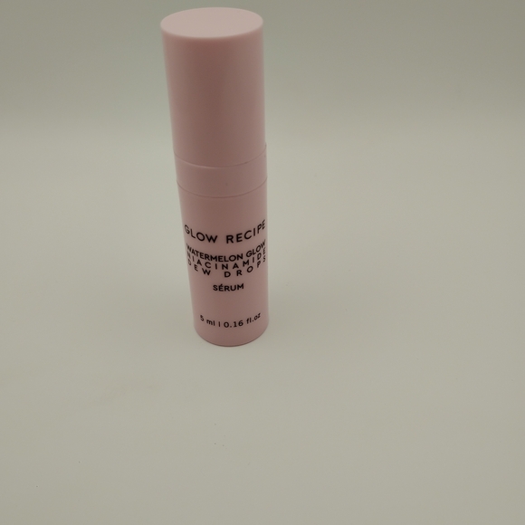 KAJA Pink Makeup Bag & Kylie Highlighter& Glow Recipe Serum Bundle - Picture 5 of 5